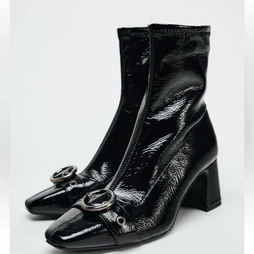 NEW ! ZARA FAUX BUCKLED BOOT SIZE 6.5 USA 
37 EUR
🚨FINAL PRICE NO DISCOUNT